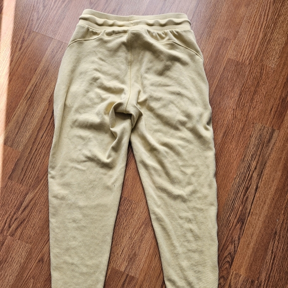 Alphalete Joggers - Picture 3 of 5